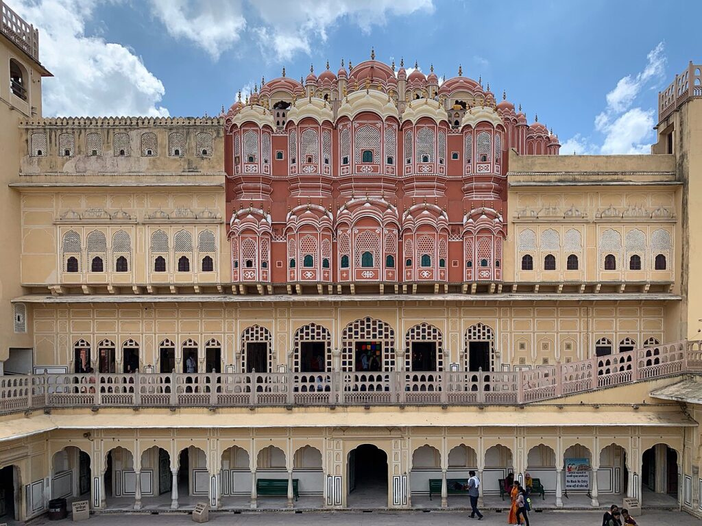 hawa mahal timings and ticket pricing