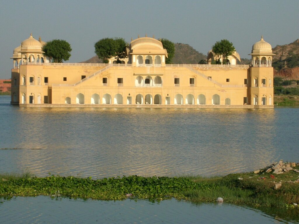 Jal Mahal water palace viewed from the Jaipur lakeside