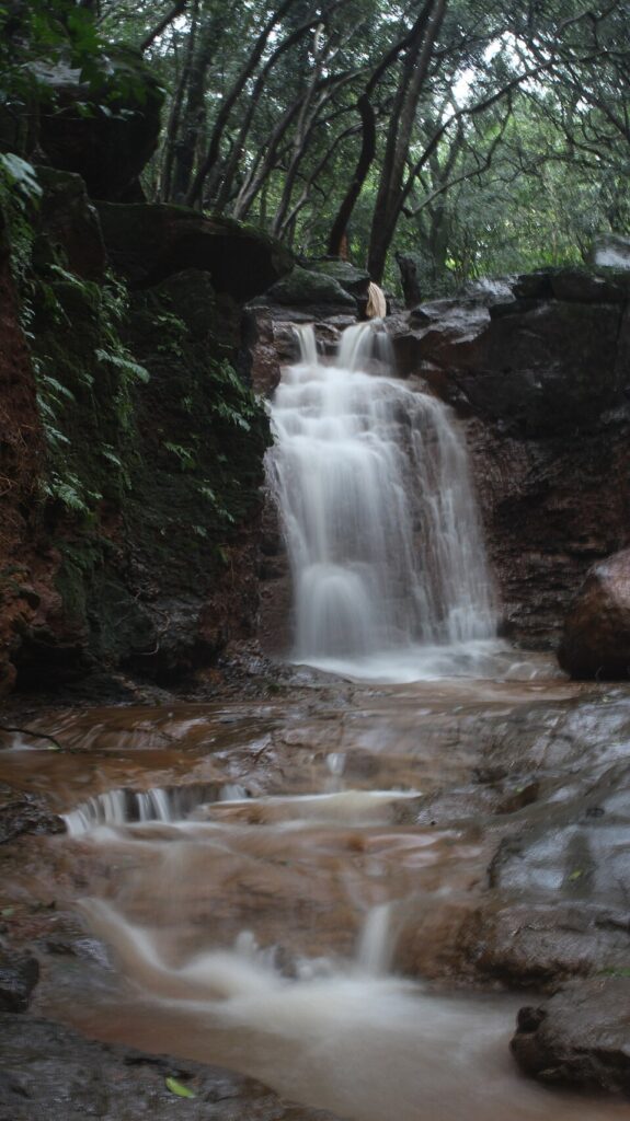 sahyadri-monsoon-waterfall-near-pune