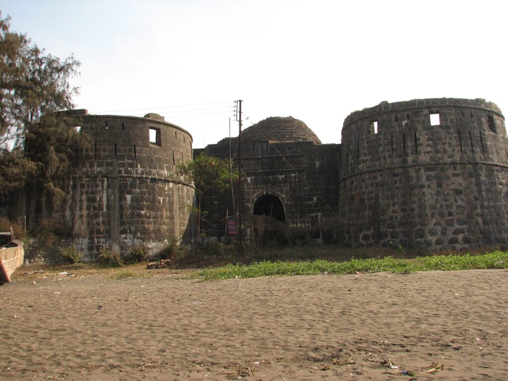 Arnala Fort entrance
